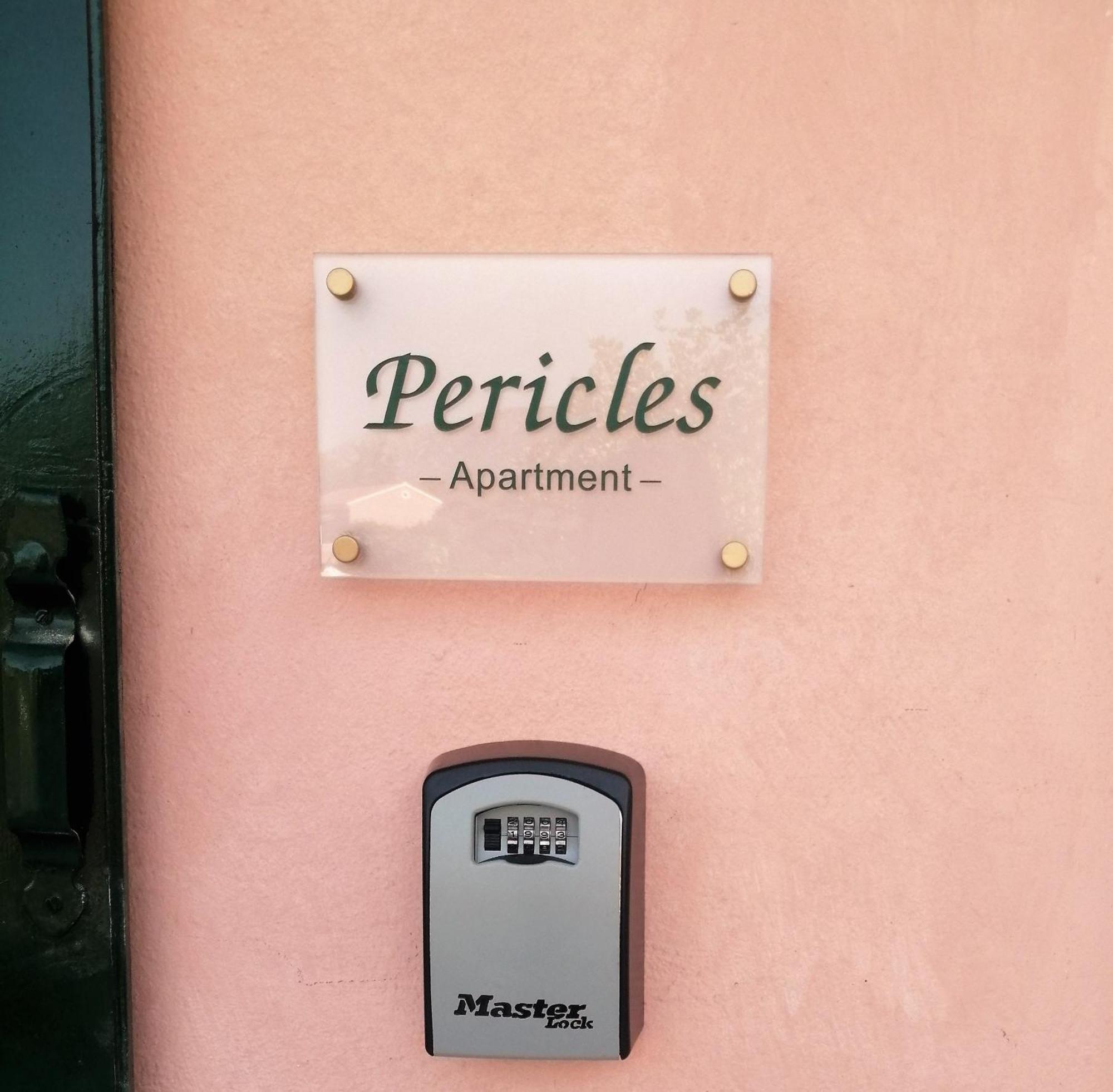 Pericles Apartment Dassia  Esterno foto
